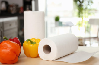 Dávajte papierové utierky do chladničky - TOTO sú dôvody prečo!